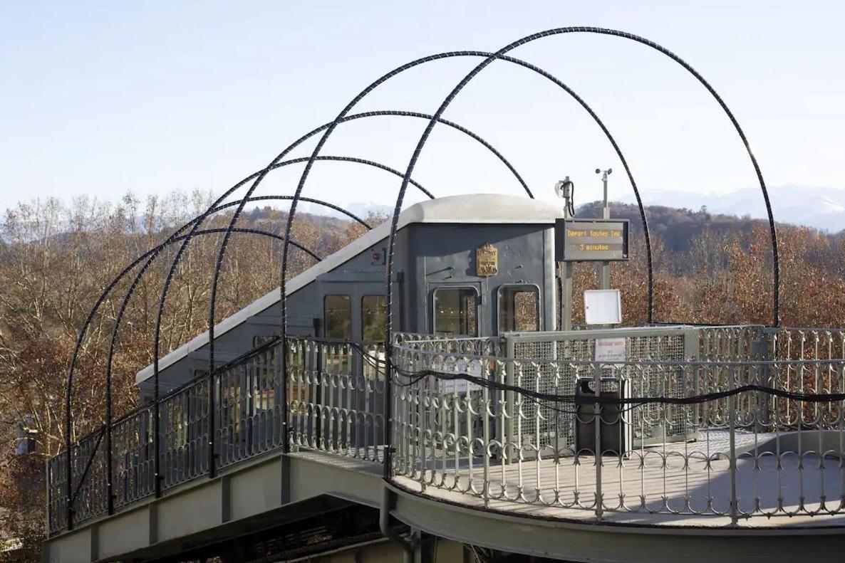 Le Petit Park-Studio-Terrasse- Piscine-Wifi Fibre Daire Pau Dış mekan fotoğraf